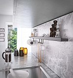 Complementi d'arredo, sottopensili, maniglie.