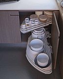 Accessori e sistemi d'arredo per la cucina.