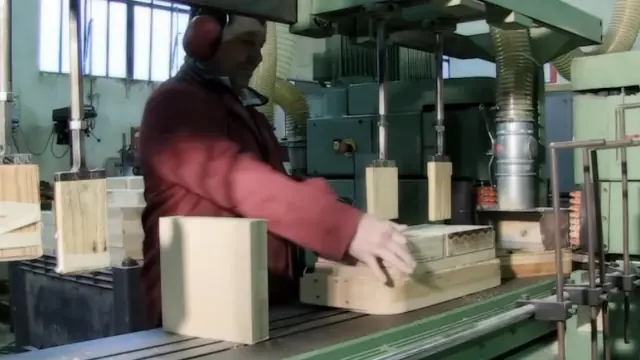 Semilavorato in legno per tavolo ottagonale